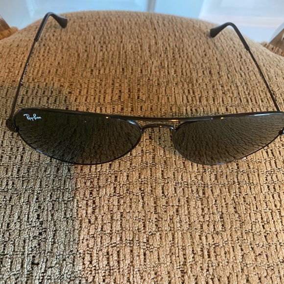 Ray-Ban Aviators - Picture 6 of 12